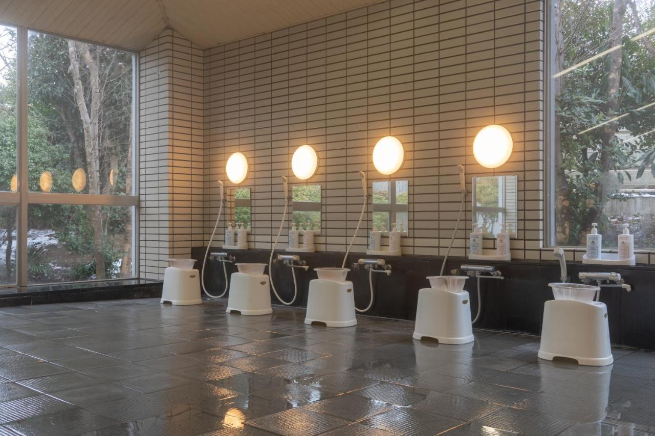 Sakuyama Kitsuregawa Country Club & Bihada Onsen Hotel Kitsuregawa المظهر الخارجي الصورة