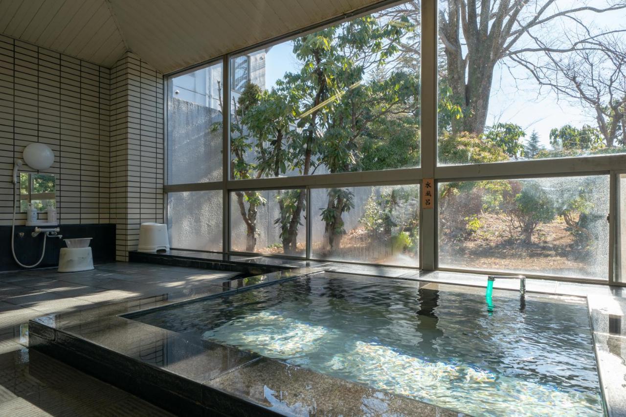 Sakuyama Kitsuregawa Country Club & Bihada Onsen Hotel Kitsuregawa المظهر الخارجي الصورة